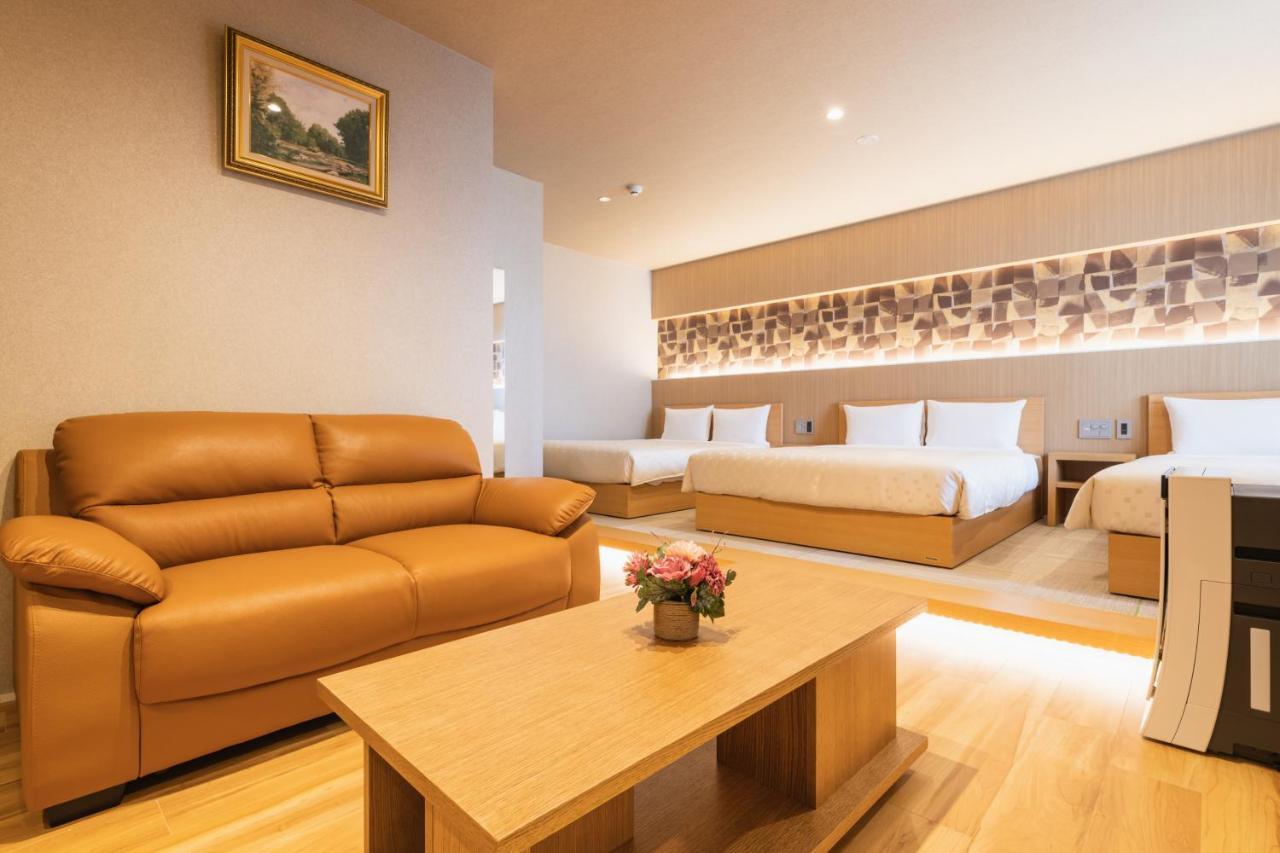 Aparthotel Grand Base Hakatamon Fukuoka  Zewnętrze zdjęcie